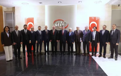 Cumhurbaşkanı Yardımcısı Cevdet Yılmaz ATO'da üyelerle buluştu